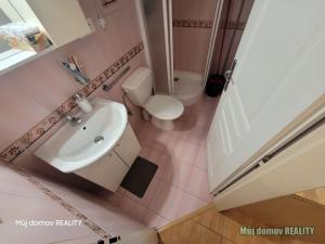 Pronájem bytu 2+kk, Praha - Řeporyje, Loučná, 38 m2