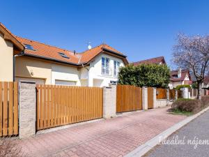 Pronájem bytu 5+kk, Praha - Kolovraty, Meduňková, 150 m2