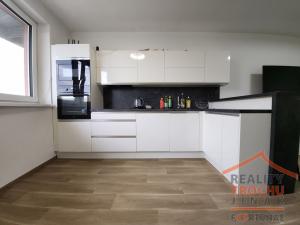 Prodej bytu 1+kk, Pardubice, nábřeží Závodu míru, 31 m2