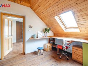 Prodej rodinného domu, Byšice, 5. května, 300 m2