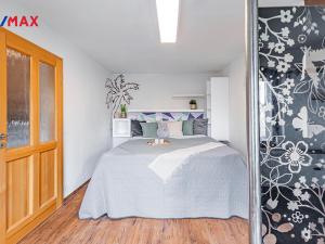 Prodej rodinného domu, Byšice, 5. května, 300 m2