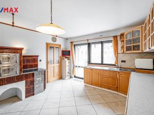 Prodej rodinného domu, Byšice, 5. května, 300 m2