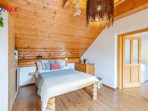 Prodej rodinného domu, Byšice, 5. května, 300 m2