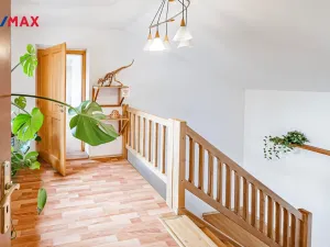 Prodej rodinného domu, Byšice, 5. května, 300 m2