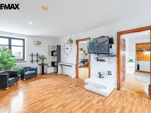 Prodej rodinného domu, Byšice, 5. května, 300 m2