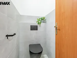 Prodej rodinného domu, Byšice, 5. května, 300 m2