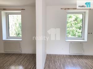 Pronájem bytu 2+1, Praha - Hrdlořezy, Českobrodská, 75 m2