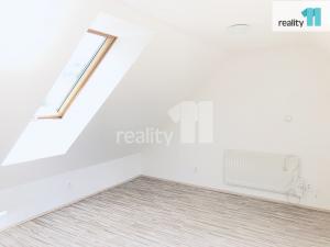 Pronájem bytu 2+1, Praha - Hrdlořezy, Českobrodská, 75 m2