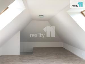 Pronájem bytu 2+1, Praha - Hrdlořezy, Českobrodská, 75 m2