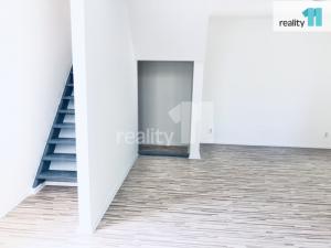 Pronájem bytu 2+1, Praha - Hrdlořezy, Českobrodská, 75 m2