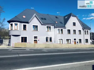 Prodej bytu 2+kk, Praha - Hrdlořezy, Českobrodská, 75 m2