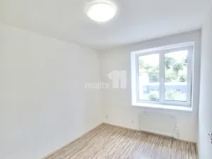 Prodej bytu 2+kk, Praha - Hrdlořezy, Českobrodská, 75 m2