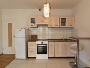 Pronájem bytu 2+kk, Praha - Hodkovičky, Na lysinách, 43 m2
