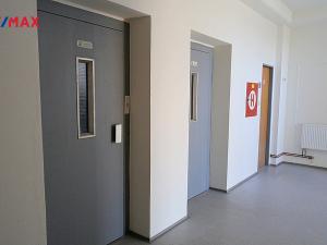 Pronájem kanceláře, Hradec Králové - Kukleny, Kampelíkova, 260 m2