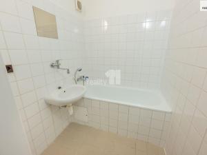 Prodej bytu 3+kk, Praha - Troja, Lublinská, 67 m2