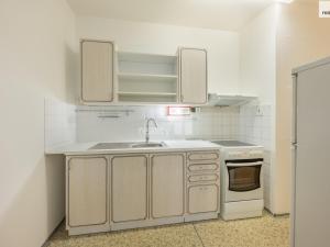 Prodej bytu 3+kk, Praha - Troja, Lublinská, 67 m2