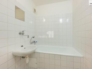 Prodej bytu 3+kk, Praha - Troja, Lublinská, 67 m2