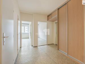 Prodej bytu 3+kk, Praha - Troja, Lublinská, 67 m2