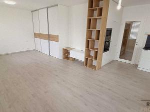 Pronájem bytu 1+kk, Olomouc, Karla Mareše, 45 m2