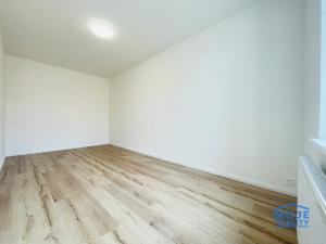 Pronájem bytu 2+kk, Plzeň - Jižní Předměstí, Kotkova, 35 m2