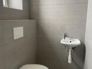 Pronájem kanceláře, Králův Dvůr, Průmyslová, 60 m2