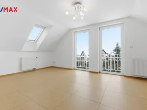 Prodej rodinného domu, Jenišov - Pod Rohem, K Rohu, 210 m2