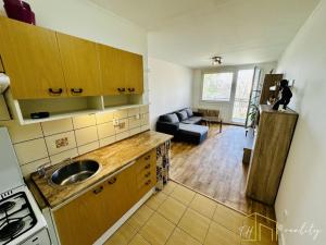 Pronájem bytu 2+kk, Teplice - Trnovany, Antonína Sochora, 47 m2