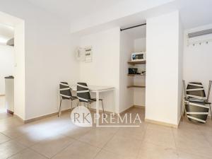 Pronájem bytu 1+1, Teplice, U Hadích lázní, 52 m2