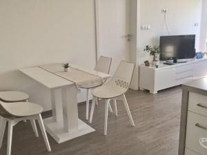 Pronájem pokoje, Praha - Zličín, Sazovická, 12 m2