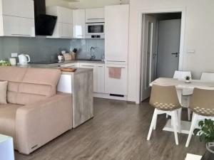 Pronájem pokoje, Praha - Zličín, Sazovická, 12 m2