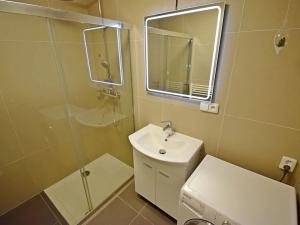 Pronájem bytu 2+kk, Praha - Strašnice, U trati, 55 m2