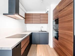 Prodej bytu 2+kk, Praha - Vysočany, Bassova, 51 m2