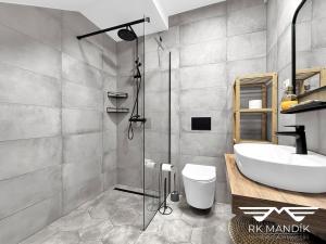 Prodej bytu 2+kk, Praha - Karlín, Pernerova, 42 m2