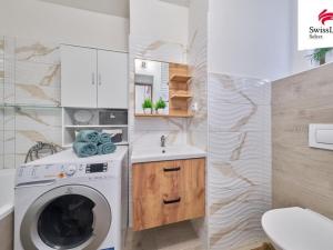 Prodej rodinného domu, Svoboda nad Úpou, Sluneční stráň, 140 m2