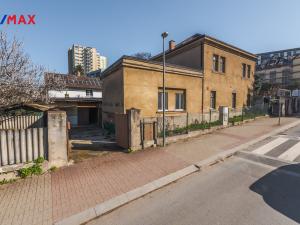 Pronájem rodinného domu, Praha - Střížkov, Střížkovská, 252 m2