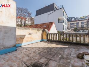Pronájem rodinného domu, Praha - Střížkov, Střížkovská, 252 m2