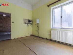 Pronájem rodinného domu, Praha - Střížkov, Střížkovská, 252 m2