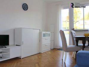 Pronájem bytu 3+1, Velichov, 69 m2