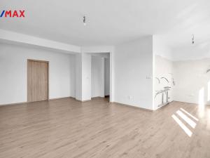 Prodej bytu 3+kk, Hradec Králové - Slezské Předměstí, třída SNP, 66 m2