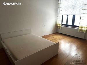 Prodej bytu 2+1, Kladno, plk. Stříbrného, 76 m2