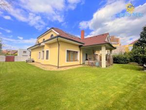 Prodej rodinného domu, Praha - Dolní Měcholupy, Za kovárnou, 310 m2