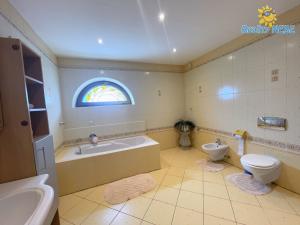 Prodej rodinného domu, Praha - Dolní Měcholupy, Za kovárnou, 310 m2