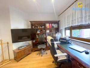 Prodej rodinného domu, Praha - Dolní Měcholupy, Za kovárnou, 310 m2