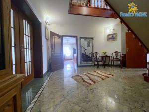Prodej rodinného domu, Praha - Dolní Měcholupy, Za kovárnou, 310 m2