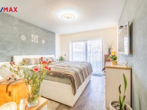 Prodej rodinného domu, Neveklov, Husova, 280 m2