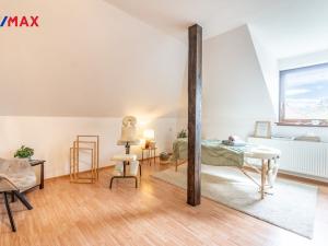 Prodej rodinného domu, Neveklov, Husova, 280 m2