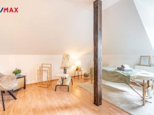 Prodej rodinného domu, Neveklov, Husova, 280 m2