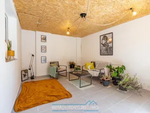 Prodej rodinného domu, Alberndorf im Pulkautal, Rakousko, Bundesstraße, 180 m2