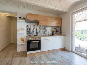 Prodej rodinného domu, Alberndorf im Pulkautal, Rakousko, Bundesstraße, 180 m2