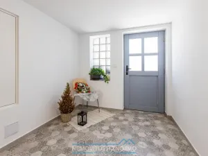 Prodej rodinného domu, Alberndorf im Pulkautal, Rakousko, Bundesstraße, 180 m2